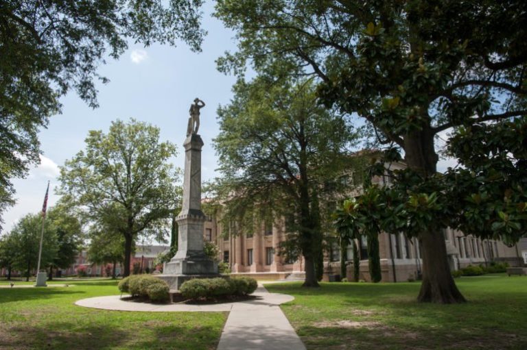Bolivar County will remove its Confederate monument