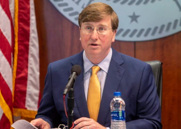 Gov. Reeves bucks expert advice, delays school for just 7% of Mississippi students