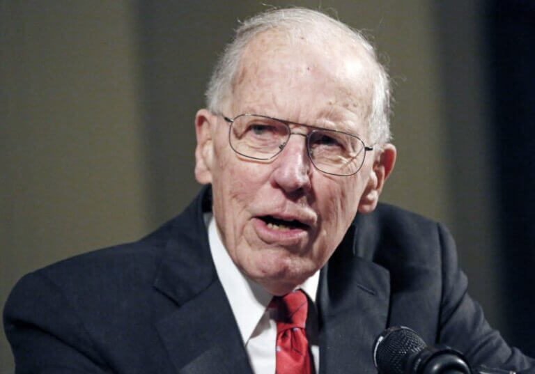 William Winter, former Mississippi governor who ushered in education reform, dies at 97