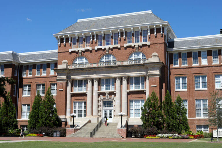 Former doctor remained at Mississippi State for a year after nurse reported concerns