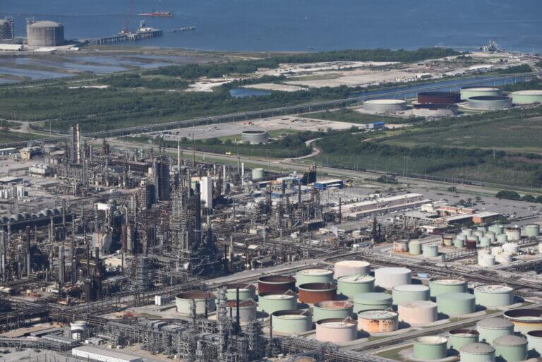 Waiting for government action on air pollution, Pascagoula community grabs the wheel