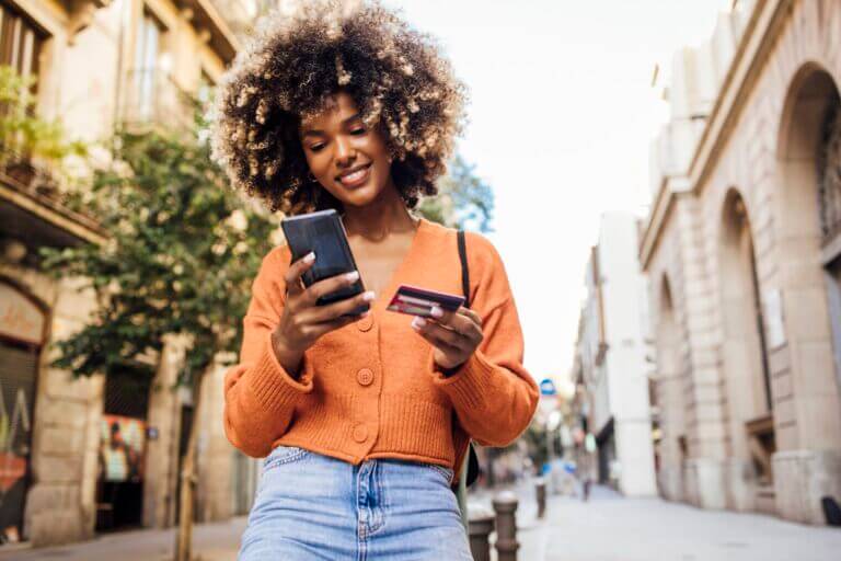 How to Pay When Buying From Someone You Don’t Know: Keep These Tips In Mind to Help Avoid Scams