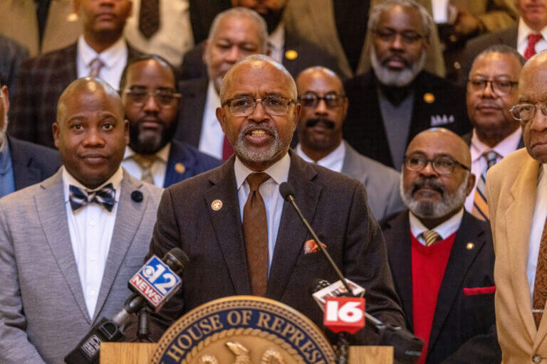 Democrats end GOP two-thirds supermajority in Mississippi Senate. What does that mean? 