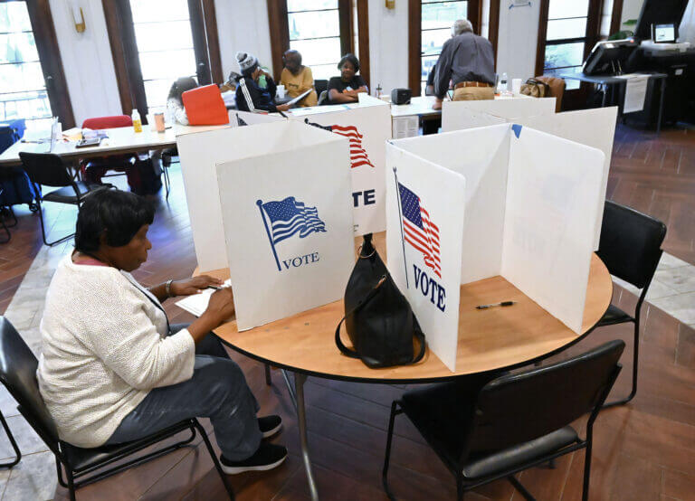 U.S. Supreme Court agrees to hear  Mississippi mail-in ballots case